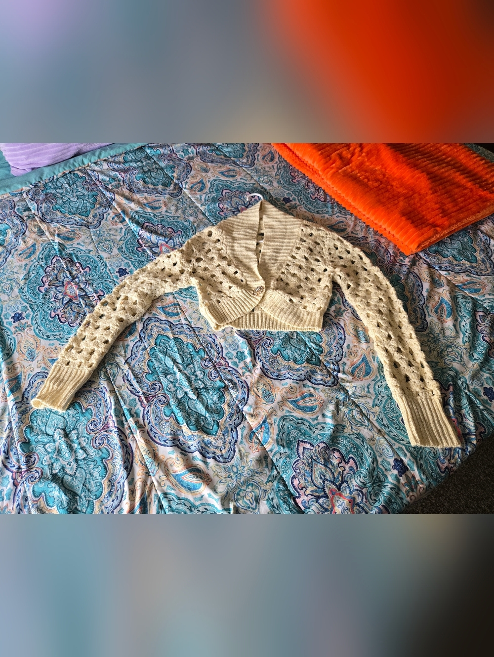 Cardigan - Picture 2 of 3